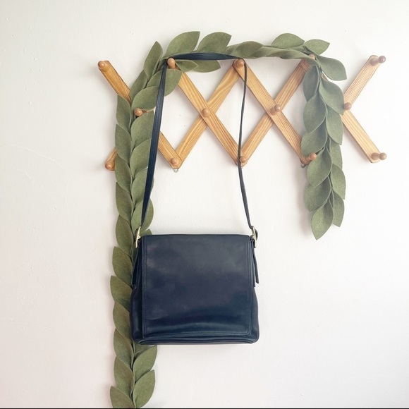 Coach Handbags - Vintage Coach Black Leather Bag